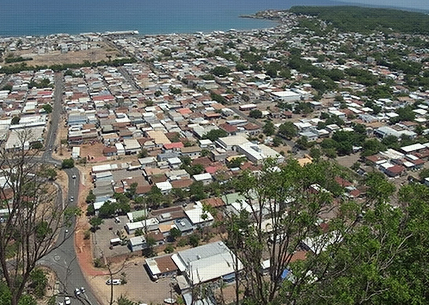 Petit Bourg : commune centrale de Basse-Terre (Guadeloupe)